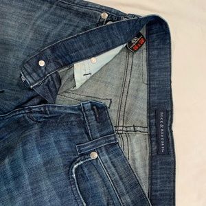 Rock & Republic straight leg jeans